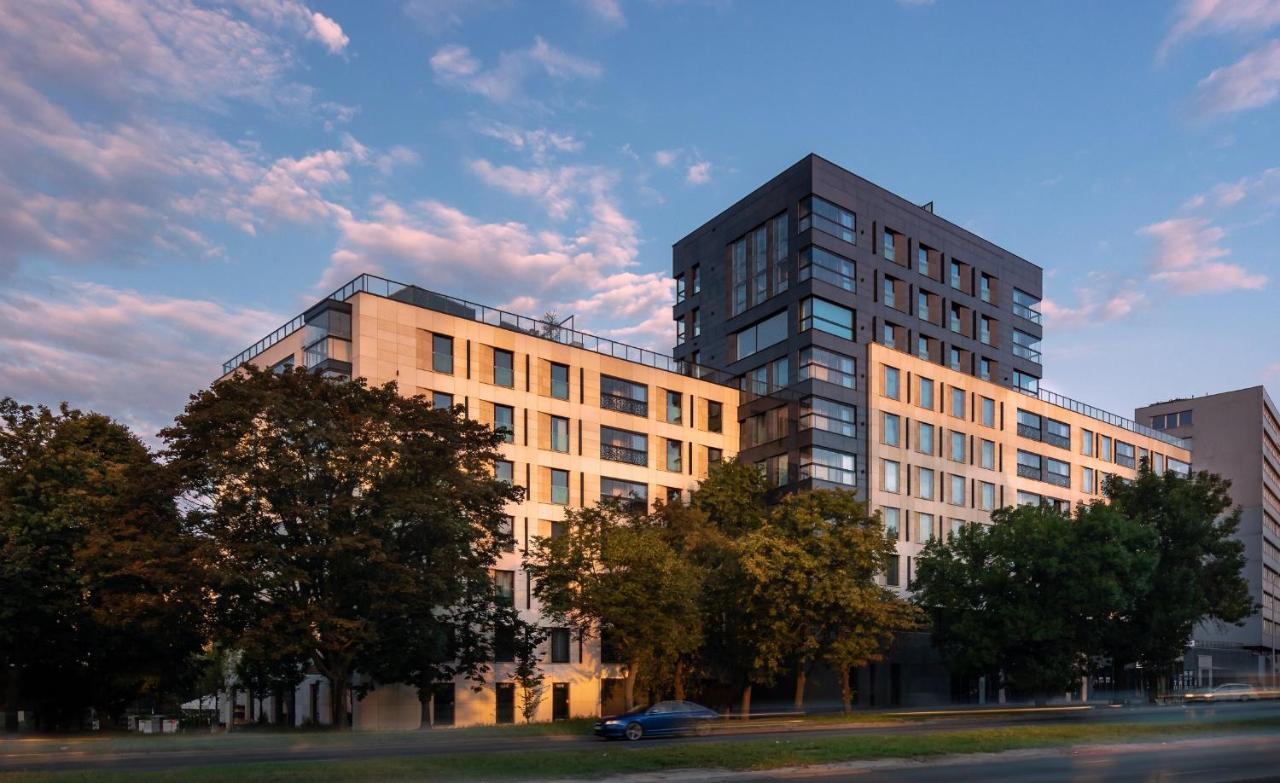 P&O Serviced Apartments Solec Warsaw Exterior photo