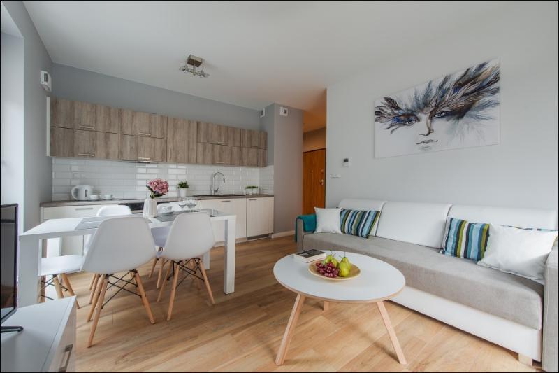 P&O Serviced Apartments Solec Warsaw Exterior photo