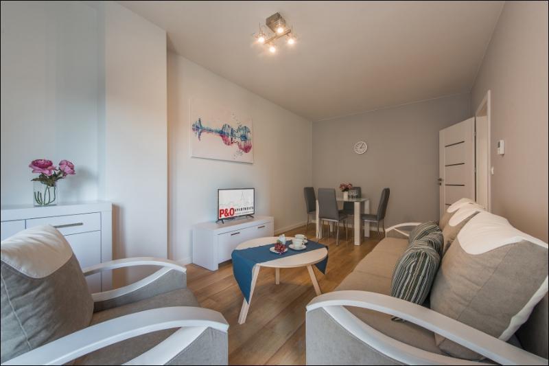 P&O Serviced Apartments Solec Warsaw Exterior photo