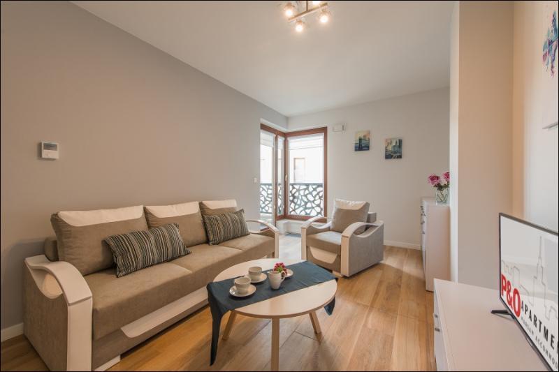 P&O Serviced Apartments Solec Warsaw Exterior photo