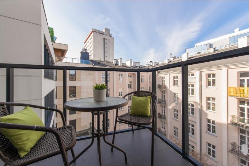 P&O Serviced Apartments Solec Warsaw Exterior photo